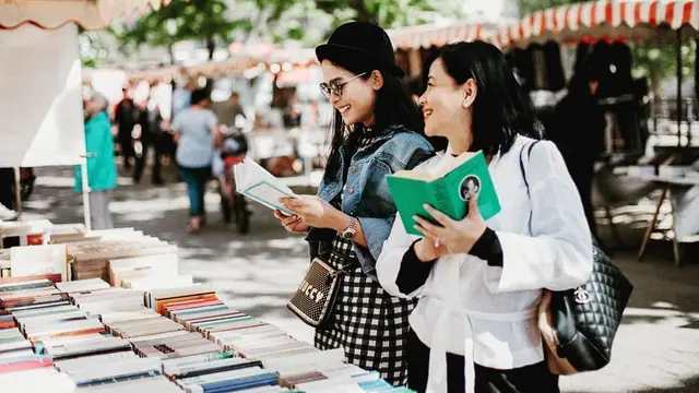 Momen Kompak Maudy Ayunda Bareng Ibu. (Sumber: Instagram/muren.s)