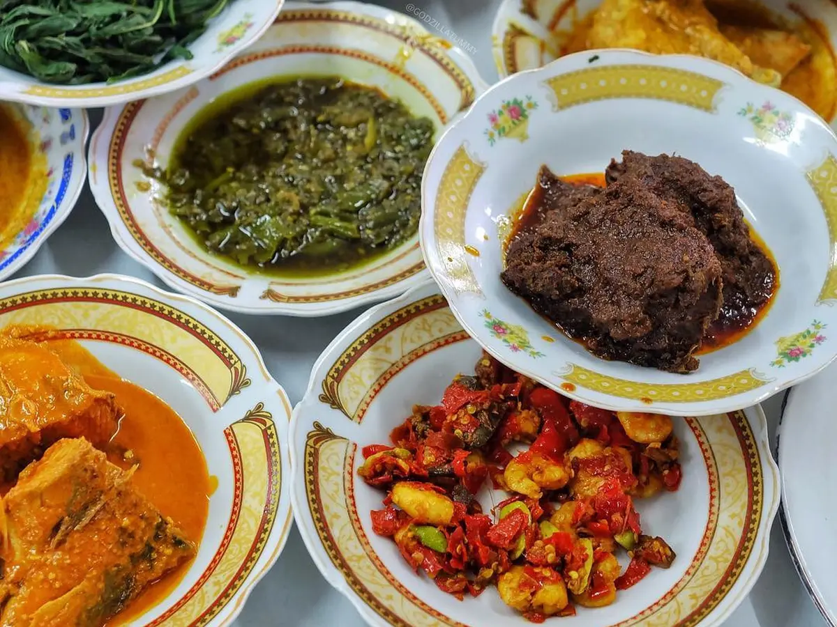 Kejanggalan Pengakuan Pria Mengaku Beli Nasi Padang Rp1 Juta untuk 5 Porsi  - Lifestyle Liputan6.com