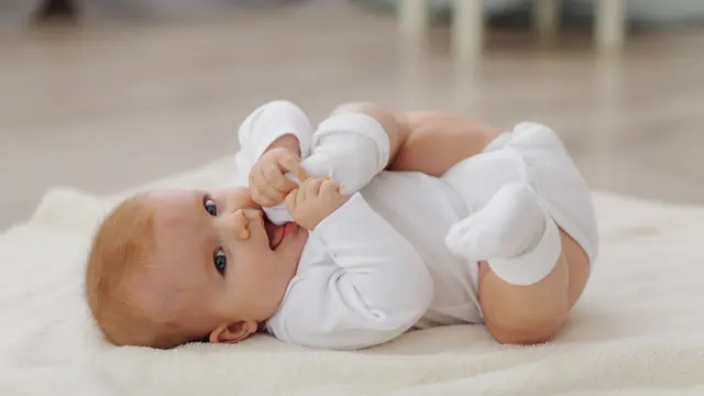 Ilustrasi bayi laki-laki