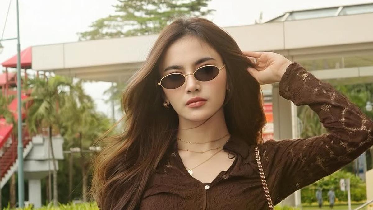 6 Potret Terbaru Gaya Mahalini Tampil Serba Coklat Sambil Membawa tas Chanel Ratusan Juta