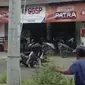 Perampokan toko dan agen bank di Cilacap, Jawa Tengah. (Foto: tangkapan layar video/Liputan6.com)