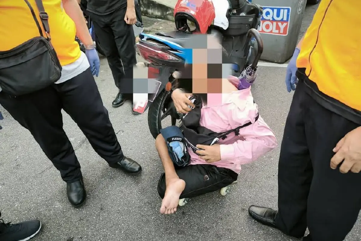 Seorang laki-laki dan perempuan warga negara Indonesia (WNI), tiga laki-laki penyandang disabilitas asal Kamboja, dan dua warga negara Thailand di antara pengemis di Malaysia yang ditangkap- (Departemen Imigrasi Johor)