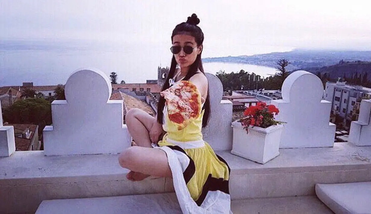 Memang saat ini Ratu Felisha jarang bermain dalam sinetron, akan tetapi ia beberapa kali terlihat bermain dalam FTV. (Foto: instagram.com/allaboutfelisha)