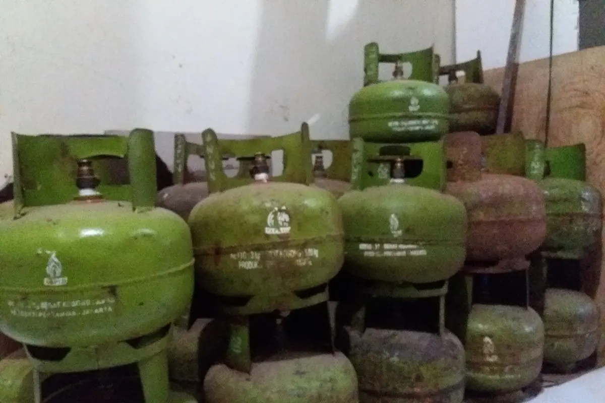 Sejumlah daerah di Sulsel alami kelangkaan elpiji 3 kg (Liputan6.com/ Eka Hakim)