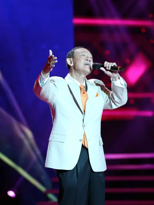 "Seperti aku bilang, kamu harus menontonnya tiap hari, harus ada Golden Memories di Indosiar tiap tahun, jadi lagu-lagu lama bisa didengar ama anak muda," ujar Jose Mari Chan. (Nurwahyunan/Bintang.com)
