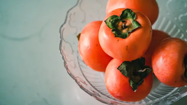 Manfaat Buah Kesemek (sumber: unsplash)