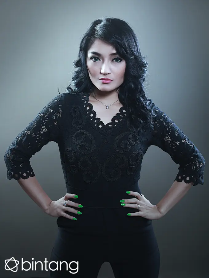 [Bintang] Siti Badriah