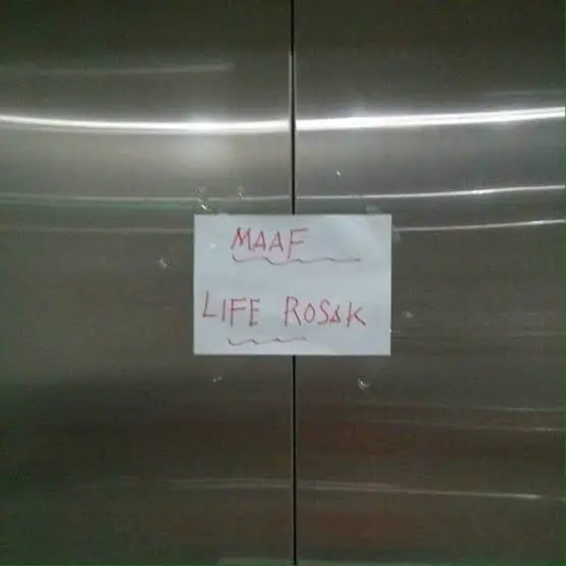 6 Tulisan Typo Imbauan Nyeleneh di Depan Pintu Ini Bikin Gagal Paham