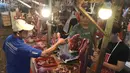 Bahkan penurunan penjualan daging sapi di pasar tersebut bisa mencapai 30 persen. (merdeka.com/Arie Basuki)