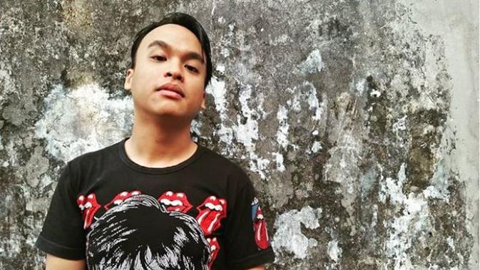 Putra Areng Widodo, Holly Caesar (Foto: Instagram/@hollycaesar_)