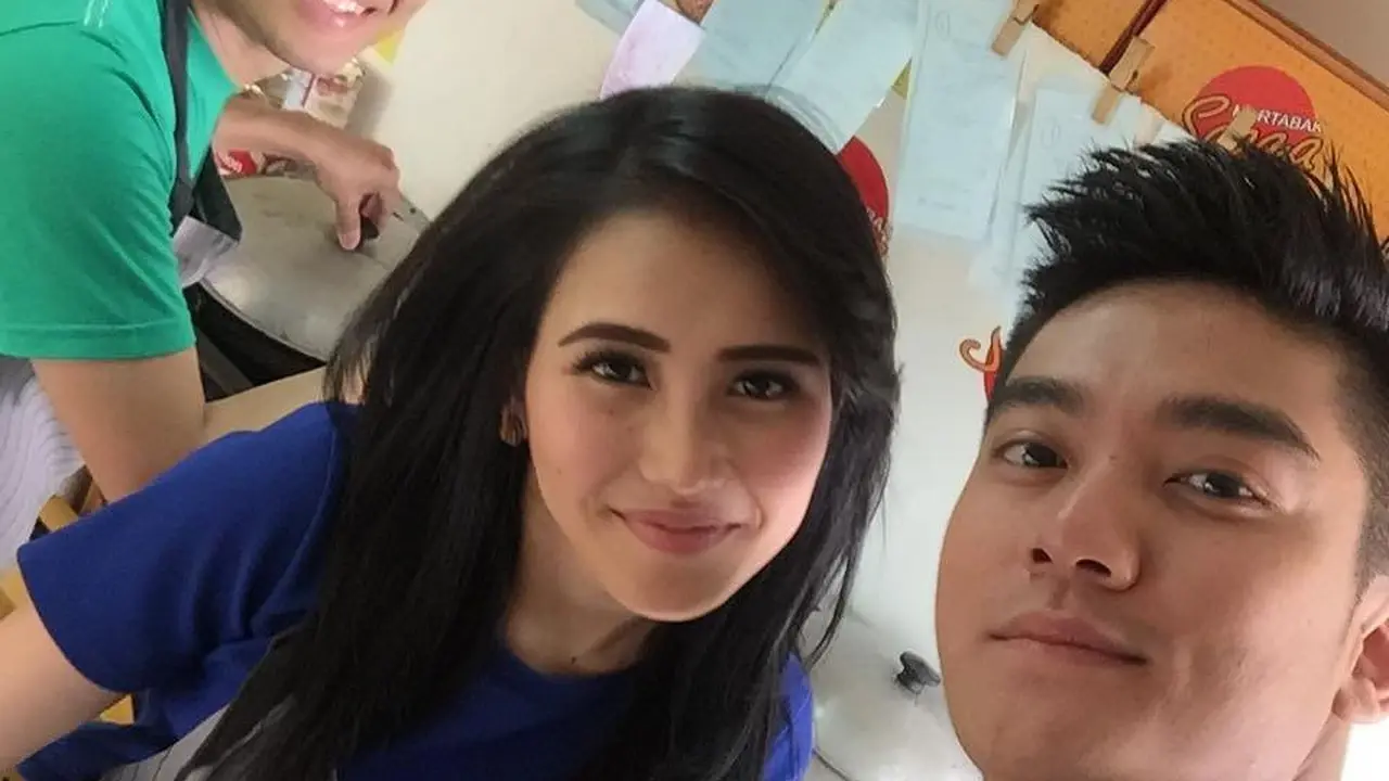 Sempat 4 Tahun Musuhan, Ini 6 Potret Kebersamaan Ayu Ting Ting dan Boy William