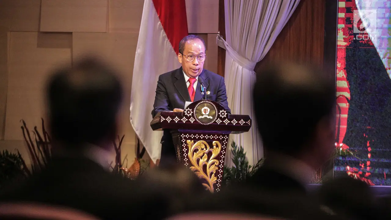 Disaksikan Megawati, Puan Maharani Dianugerahi Pin Alumni Kehormatan Lemhanas