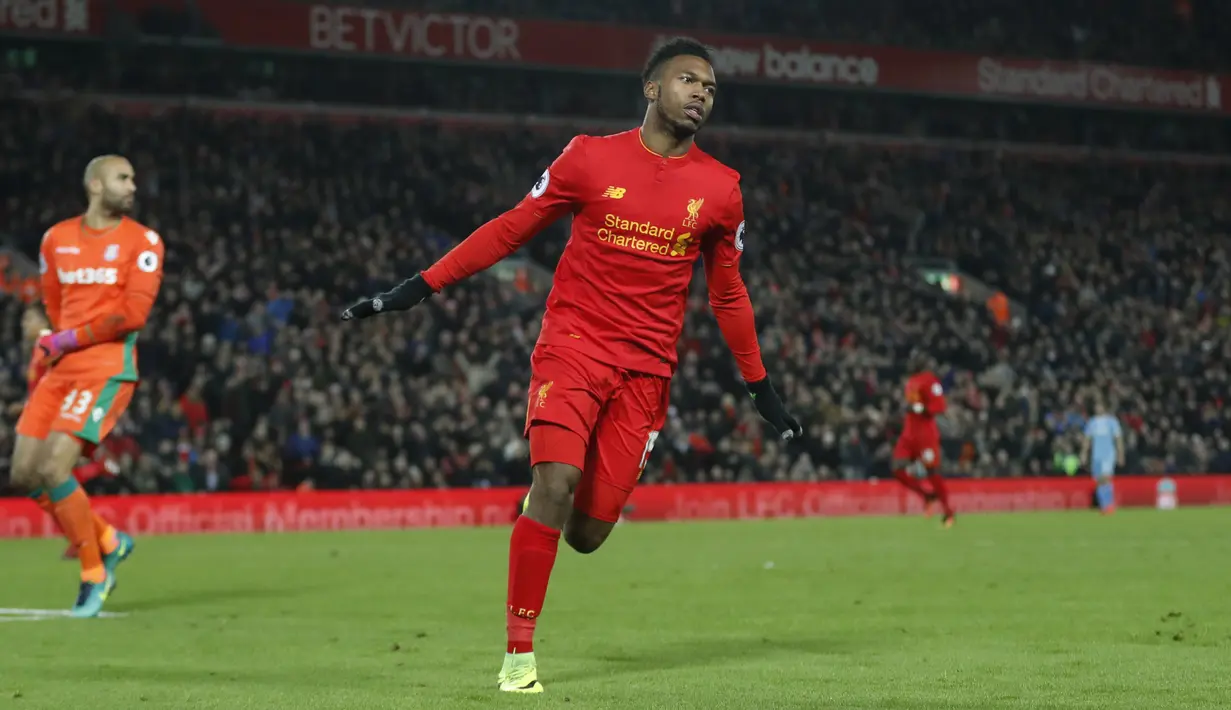 Daniel Sturridge mencetak satu gol untuk Liverpool saat menjamu Stoke City  pada laga Boxing Day Premier League di Anfield, (26/12/2016).  (Action Images via Reuters/Carl Recine) 