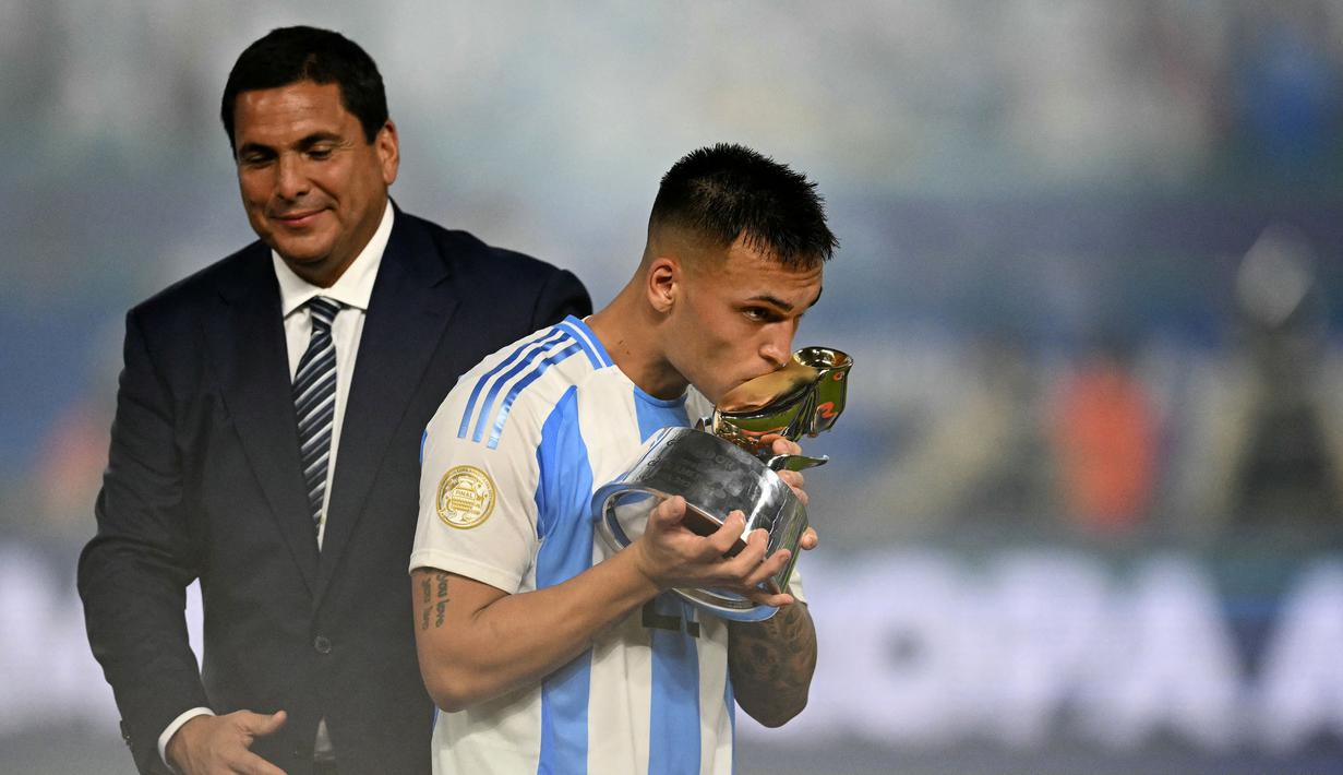 Pada final Copa America 2024, Lautaro Martinez baru bermain pada menit ke-97 menggantikan Julian Alvarez. (Chandan Khanna/AFP)