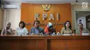 Suasana konferensi pers terkait hasil pemanggilan ke-2 manajemen RS Mitra di Gedung KPAI, Jakarta, Senin (18/9). Komisi Perlindungan Anak Indonesia (KPAI) sudah melayangkan surat pemanggilan ke 2 kepada RS Mitra. (Liputan6.com/Faizal Fanani)