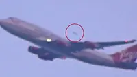 Penampakan Benda Terbang Misterius di Atas Pesawat Virgin, UFO?