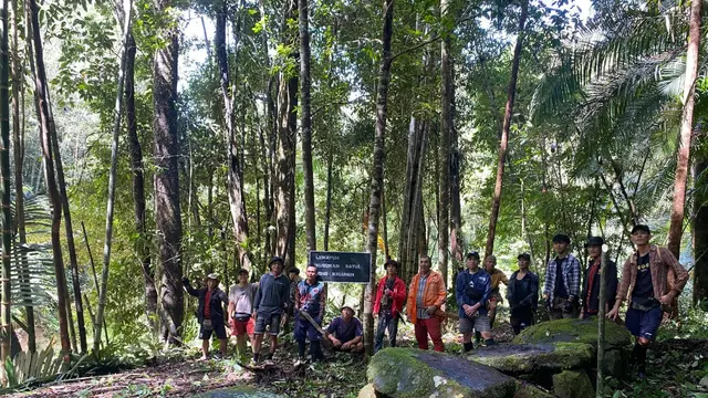 Penemuan kuburan batu di Taman Nasional Kayan Mentarang. (Liputan6.com/Abdul Jalil)