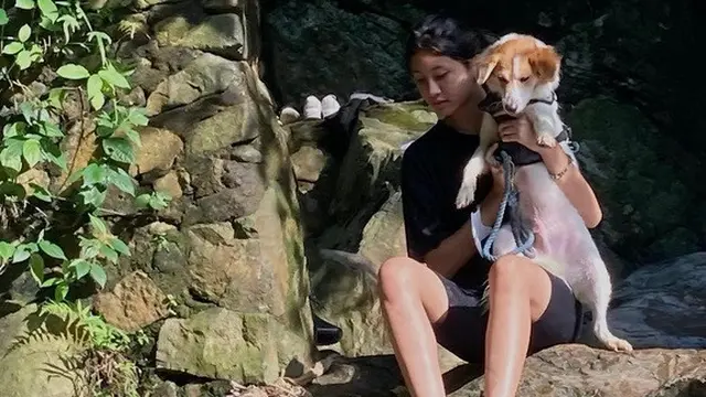 Potret Terbaru Cut Rashya Anak SD yang Viral Setelah Diwawancarai Media, Hobi Main Golf dan Pecinta Anjing