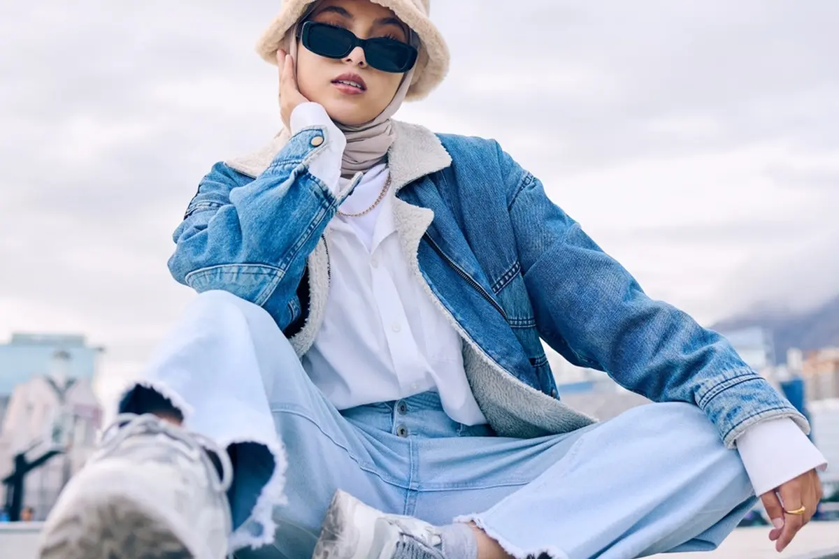 Check It Out! Ini Dia 8 Tips Mix and Match Outfit Hijab untuk Tampil Trendy Saat War Takjil