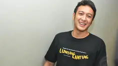 Dimas Anggara berbagi cerita tentang film barunya saat ditemui di kawasan Setiabudi, Jakarta, Rabu (30/4/14). (Liputan6.com/Panji Diksana)