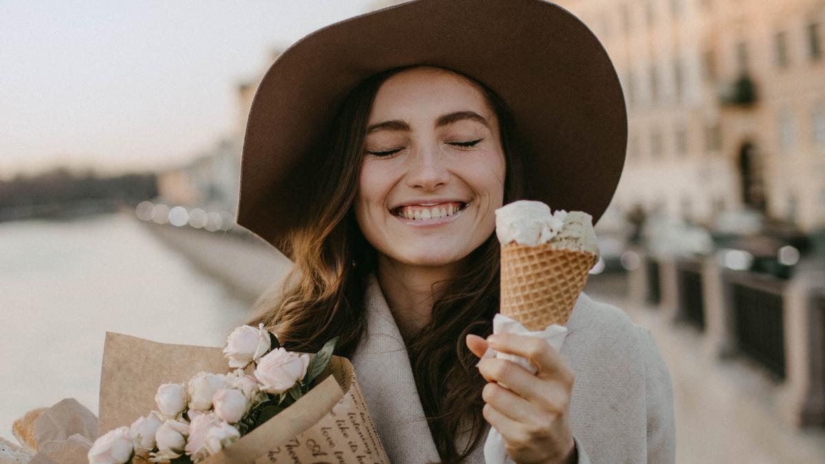 Makan Sendirian Setelah Putus Cinta, Tanda Penyembuhan Diri Terbaik!