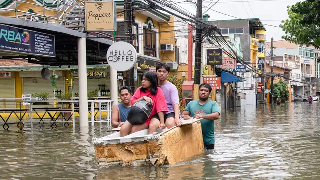 Banjir Rendam Ibu Kota Filipina, Dua Orang Hilang dan Ribuan Lainnya Mengungsi