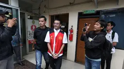 Untuk diketahui, kasus ini berawal ketika Nikita Mirzani melaporkan Vadel Badjideh ke Polres Metro Jakarta Selatan pada September 2024 atas dugaan persetubuhan dan aborsi terhadap putri sulungnya, LM, yang saat itu masih di bawah umur. (KapanLagi.com/Budy Santoso)