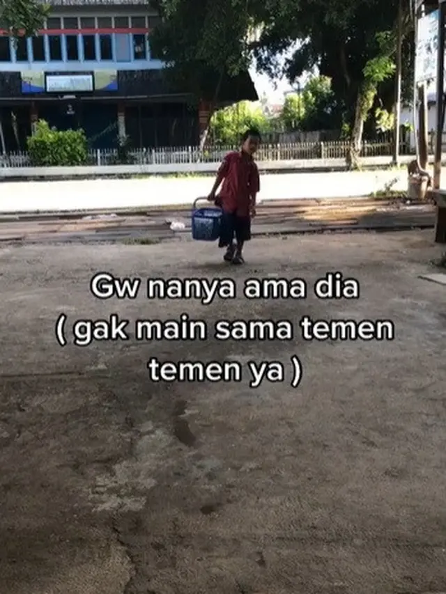 bocah penjual bapao