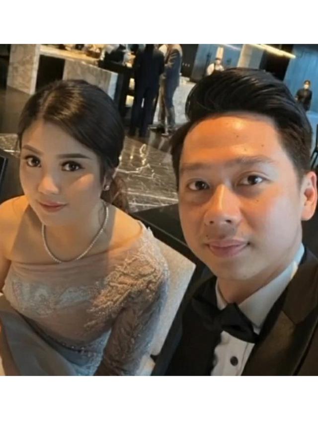 6 Potret Kevin Sanjaya dan Valencia Tanoe di Pernikahan Jessica Tanoe, Tampil Serasi