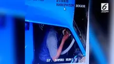 Seorang sopir angkot di Kabupaten Bogor mendapat teguran keras melalui CCTV karena 'ngetem' sambil makan bakso.