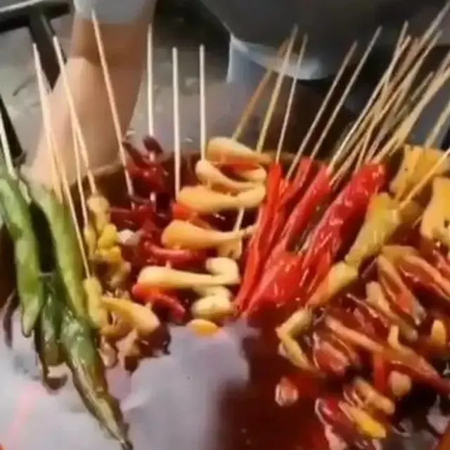 6 Kreasi Makanan dan Minuman Cabai Ini Nyeleneh, Bikin Sakit Perut Duluan