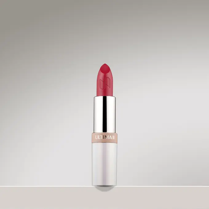 Bibir Bebas Kering dengan Lipstik Terbaru Ini