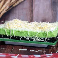 ilustrasi lapis kukus pandan coklat/copyright by Puspa Mawarni168 (Shutterstock)