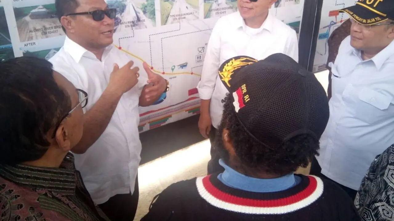 Bina Marga dan Komisi V DPR Tinjau Jalur Mudik Tol Surabaya-Solo 
