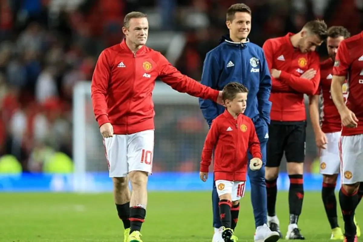 Rooney dan Kai