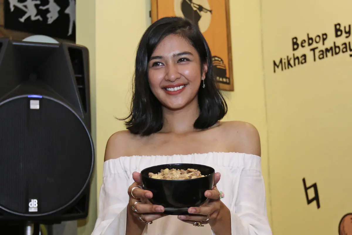 Mikha Tambayong