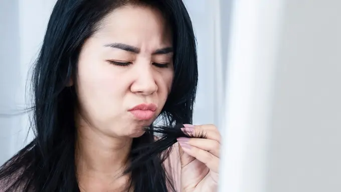 rambut lepek