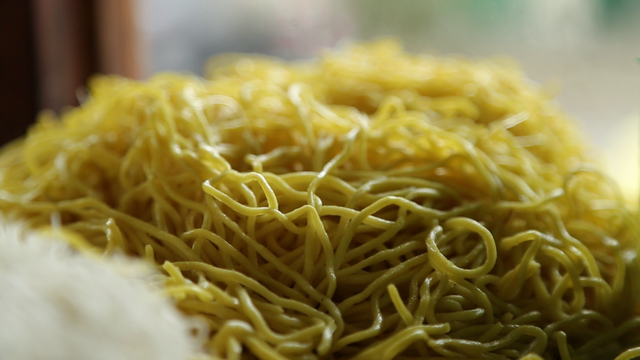 Mi Kuning Basah Tercemar Formalin