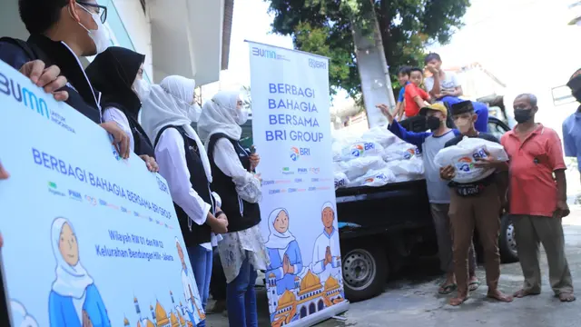 Berbagi Bahagia di Bulan Ramadan, BRI Group Bagikan 80.000 Paket Sembako