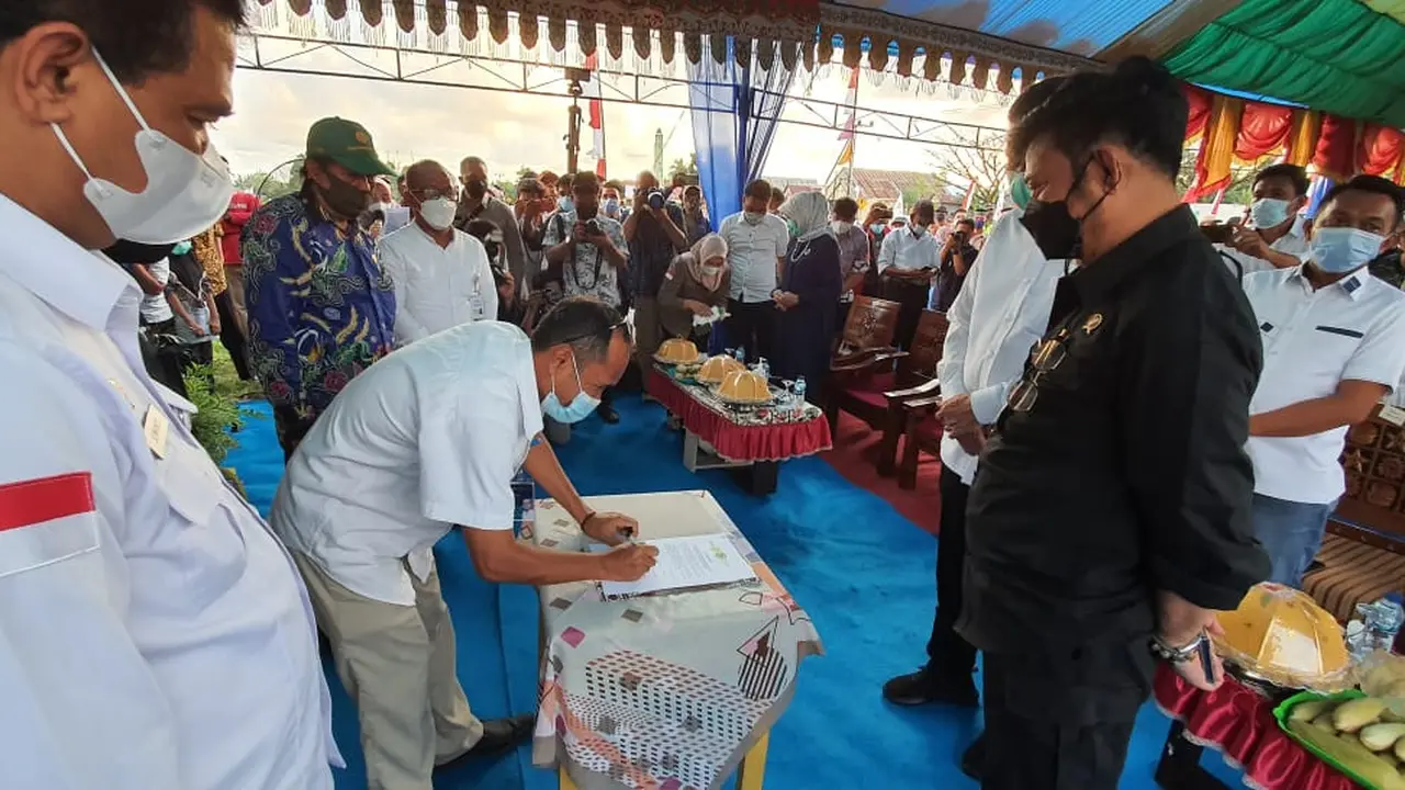 Perum Bulog bersama Kementerian Pertanian mengamankan harga gabah/beras di tingkat petani