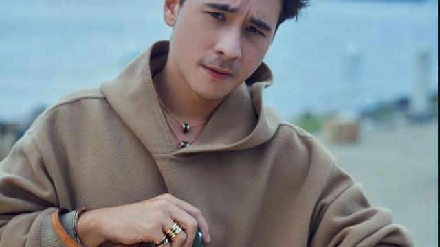 7 Potret Jerome Kurnia, Lawan Main Cinta Laura di Daniel & Nicollete