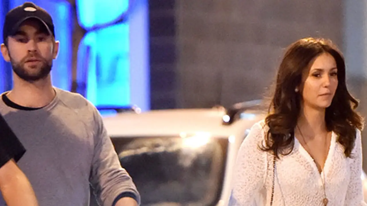 Nina Dobrev dan Chace Crawford