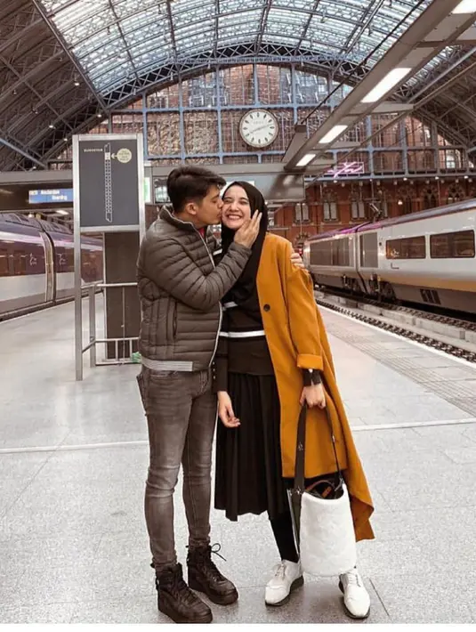 Zaskia Sungkar dan Irwansyah (Instagram/zaskiasungkar15)