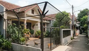 9 Desain Pagar Pekarangan yang Aman untuk Kucing agar Tidak Mudah Keluar