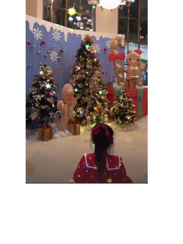 Momen 10 Artis Rayakan Natal Dengan Keluarga Penuh Kehangatan Hot Liputan6 Com