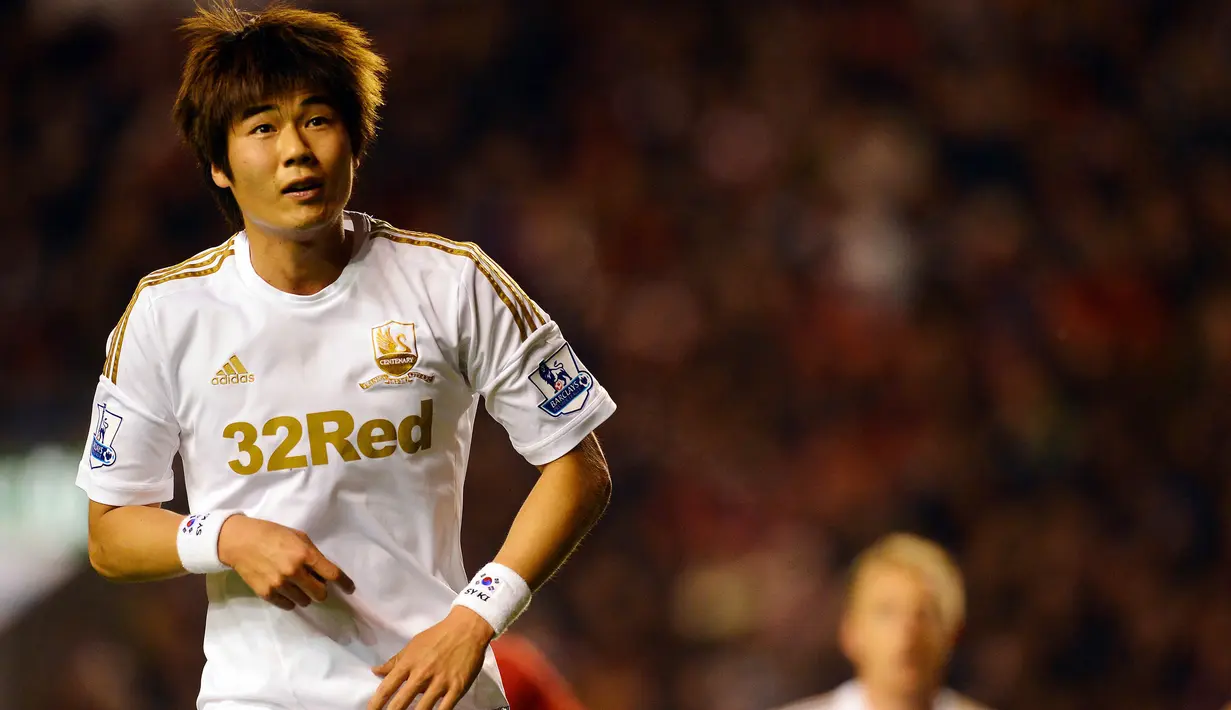 4. Ki Sung-Yeung (Swansea City) – Pria asal Korsel ini sudah mencetak 13 gol di Premier League. Pemain berusia 28 tahun itu telah melakukan perubahan hebat di lini tengah Swansea City. (AFP/Paul Ellis)