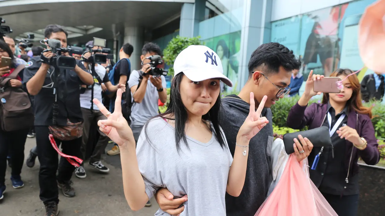 [Bintang] Ayu Ting Ting