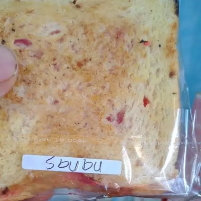 6 Keterangan Makanan Nyeleneh Ini Bikin Pembeli Gagal Paham
