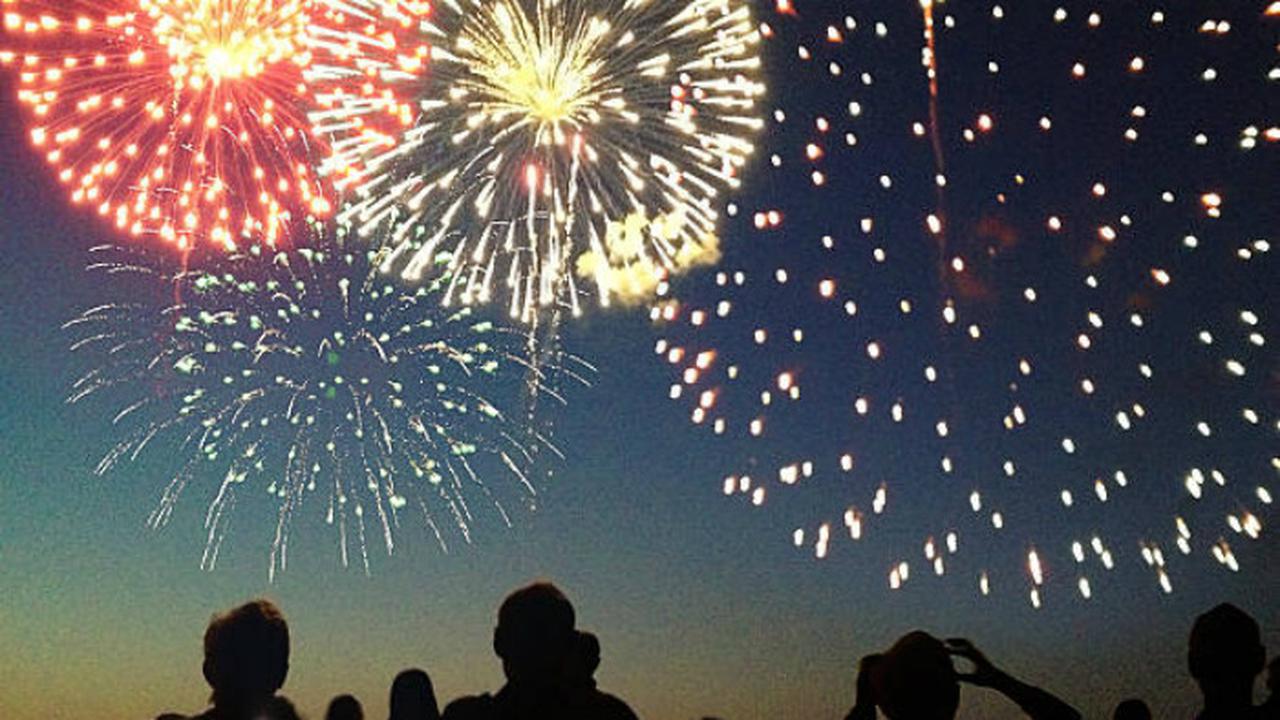 Ilustrasi kembang api