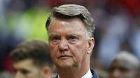 Louis van Gaal kini berstatus free agent setelah dipecat Manchester United. (Lindsey PARNABY / AFP)